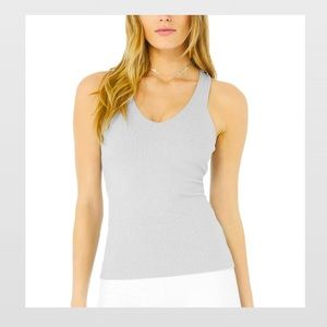 Alo Yoga Elevate Tank in Athletic Grey